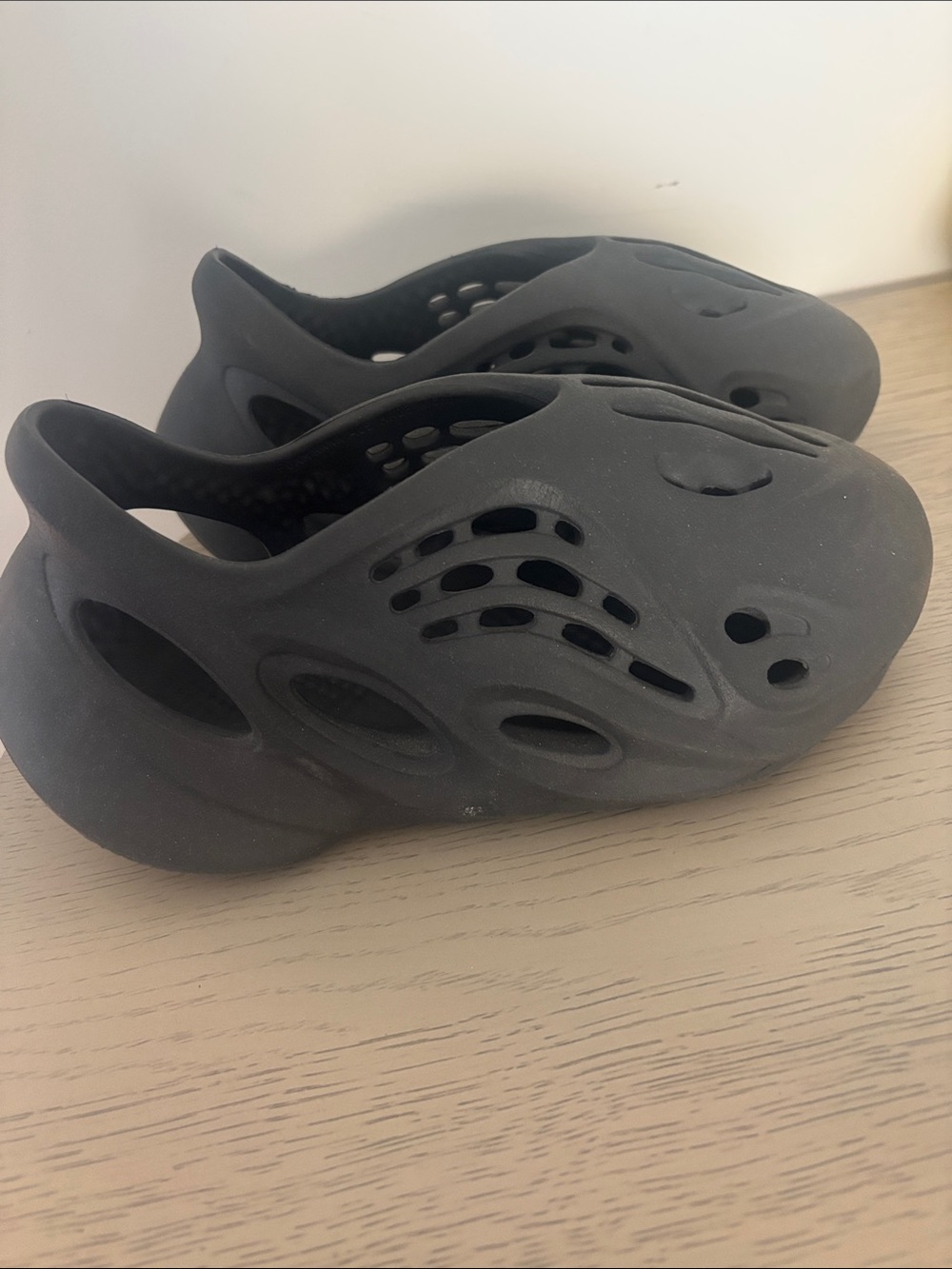 Yeezy Kids Black Vent Foam Slip-On Sandal